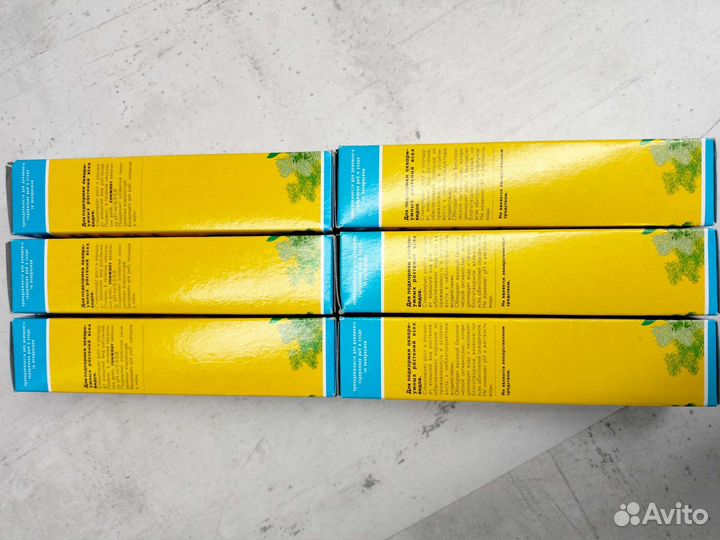 Удобрение, помпа, лист индийского мендаля и другое