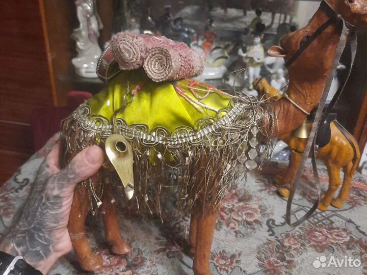 Верблюд папье-маше, кожа