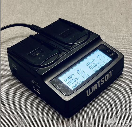 Двойное зарядное устройство Watson Duo Charger