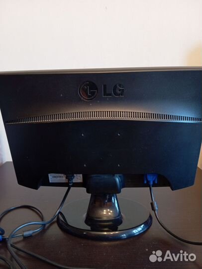 Монитор для компьютера бу