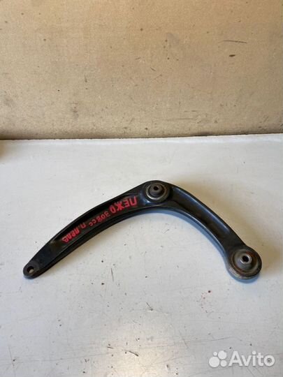 Рычаг подвески передний правый Peugeot 308 1.6L