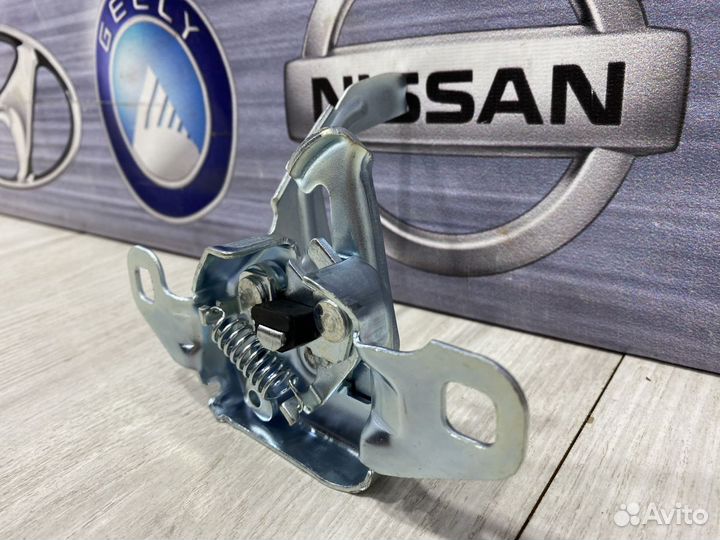 Замок капота Renault duster