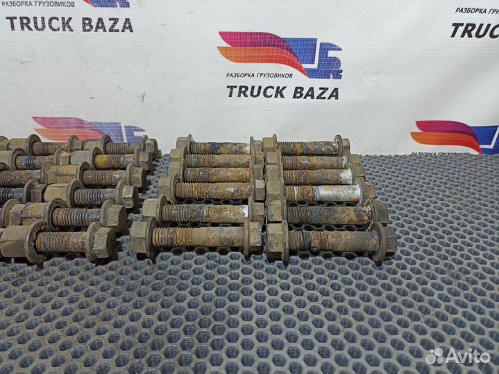 Комплект болтов опоры плиты седла Renault T