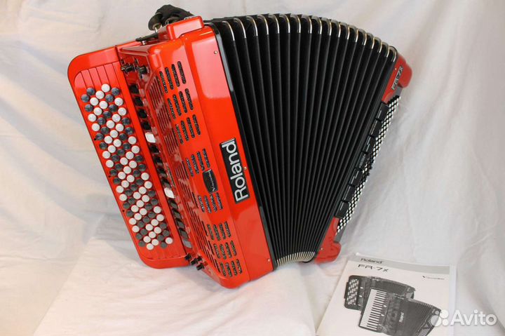 Баян Roland fr-7x