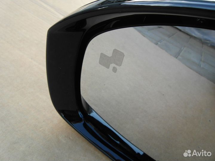 Зеркало левое 18 конт Range Rover Vogue 4 2013-23