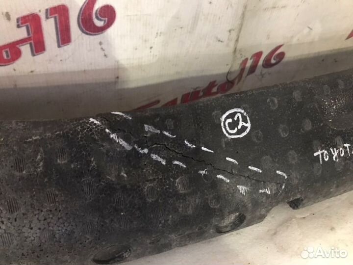 Абсорбер бампера передний Toyota Land Cruiser 200