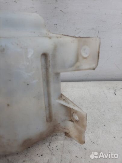 Бачок омывателя Nissan Almera хэтчбэк 5 дв. 2.2