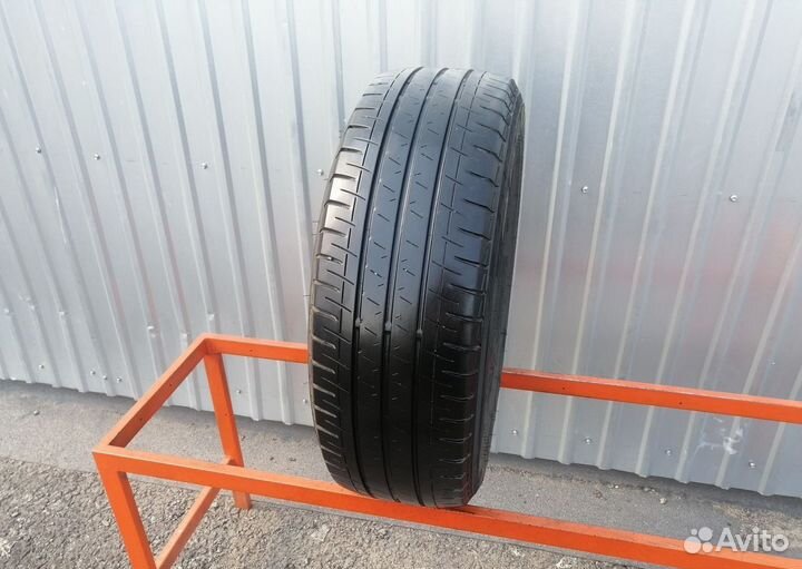 Yokohama BluEarth-Van RY55 215/70 R15C 109S