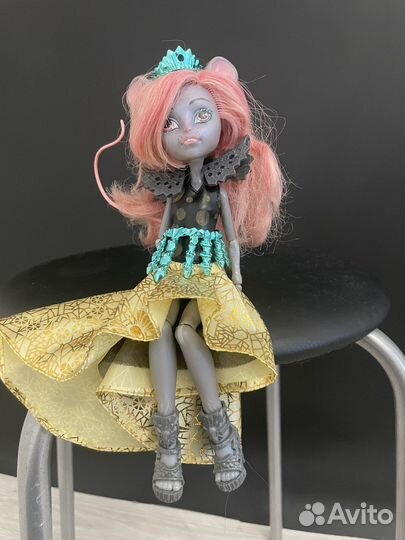 Кукла Монстер Хай Мауседес Кинг