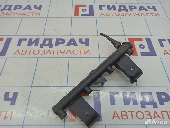 Рейка топливная рампа Citroen C4 II 9676869280