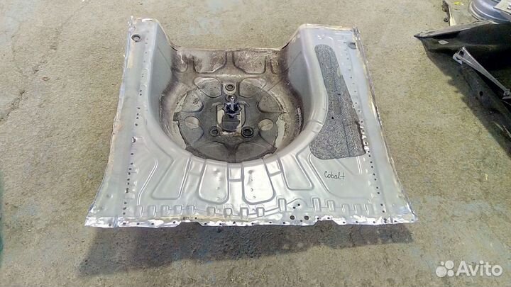 Пол багажника Шевроле Кобальт Chevrolet Cobalt
