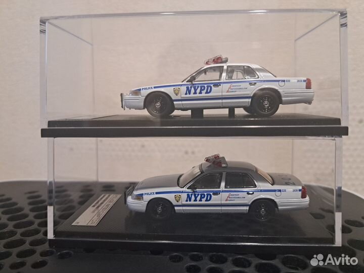 Rollin 1/64 nypd Ford Crown victory