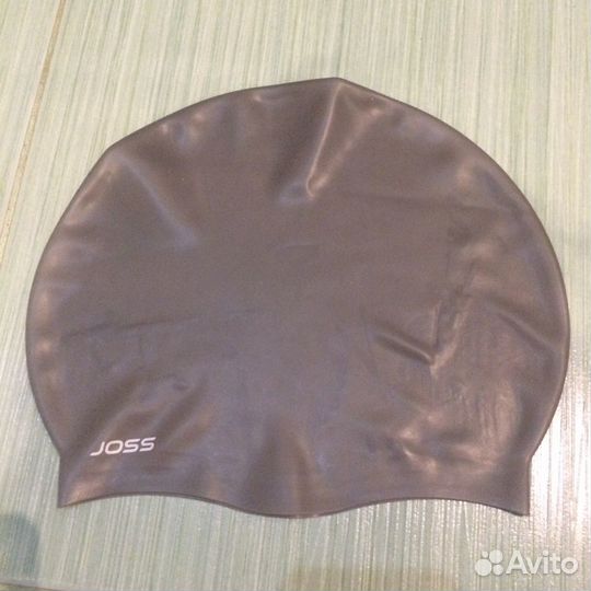 Шапочка для бассейна новая