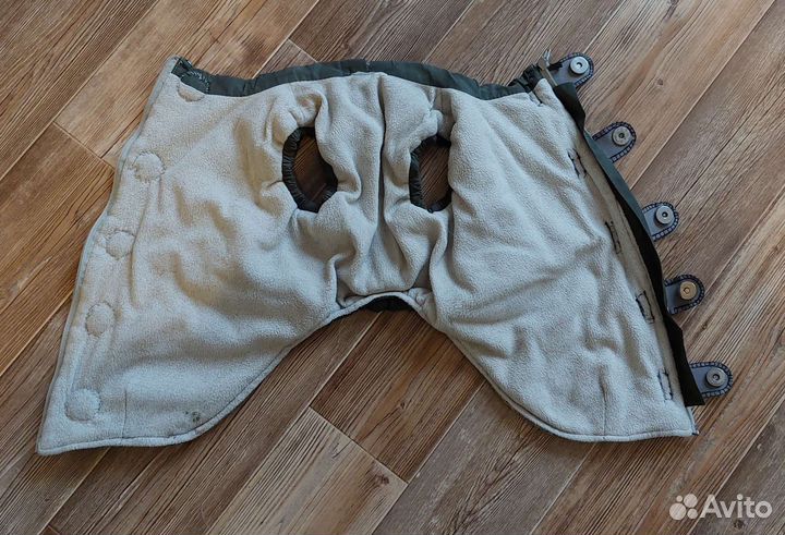 Курточки зимние на небольших собак б/у