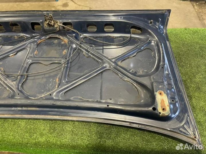 Крышка багажника toyota markii GX71 андрей