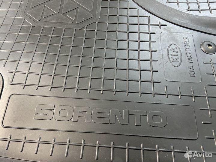 Оригинальные резиновые ковры Kia Sorento 2