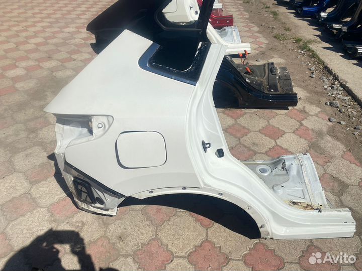 Заднее правое крыло четверть Nissan Qashqai J11