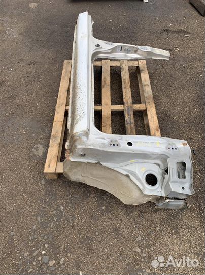 Порог кузова R toyota duet M100A