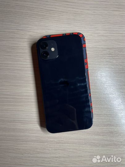 iPhone 12, 64 ГБ