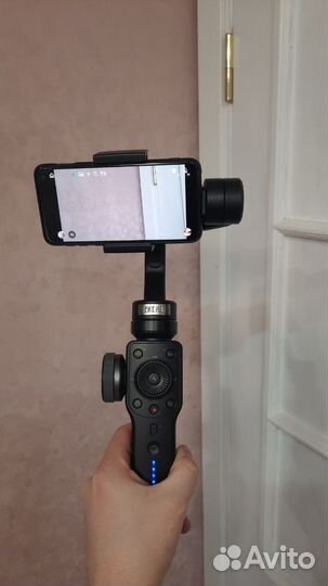 Стабилизатор Zhiyun Smooth 4