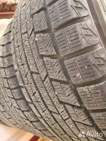 R18 Yokohama Ice Guard IG60 235/45, PCD 5x114.3 DIA 60.1