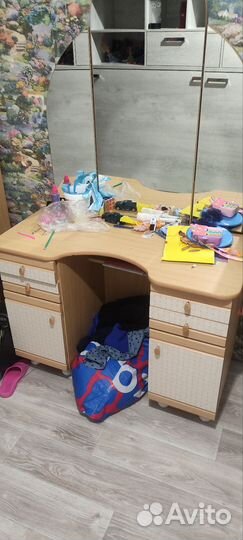 Компьютерный стол