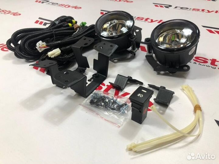 Туманки Mitsubishi Mirage S1652