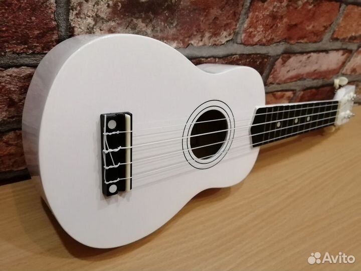 Гавайская гитара укулеле новая сопрано
