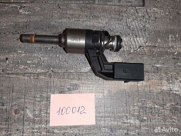 Форсунка топливная VAG Фольксваген Шкода