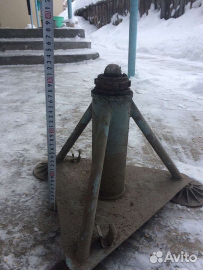 Домкрат авиационный винтовой 70см