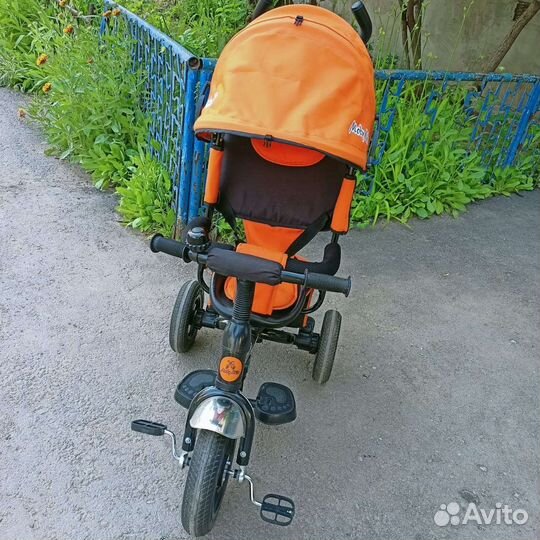 Детский велосипед с родительской ручкой