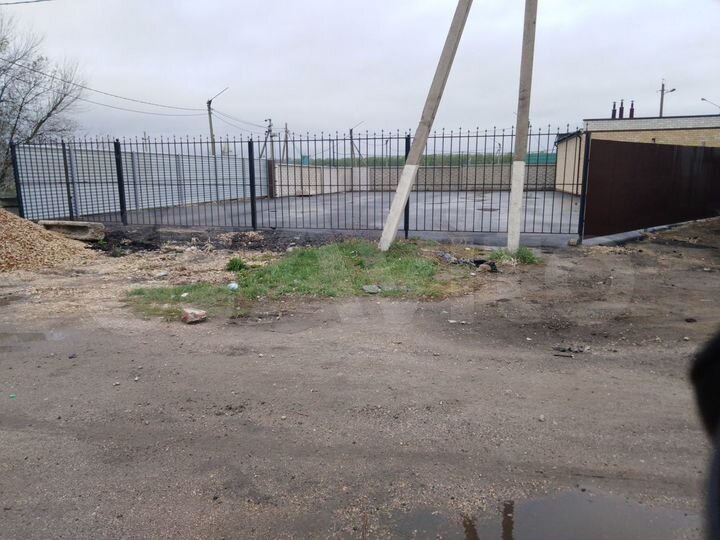 База с помещением свободного назначения, 100 м²