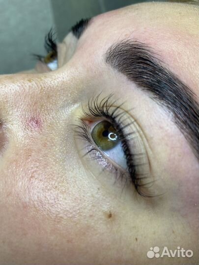 Ламинирование ресниц, окрашивание бровей