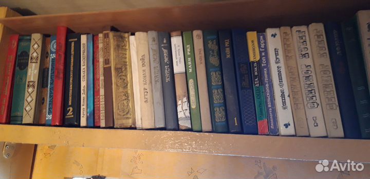 Книги разного жанра