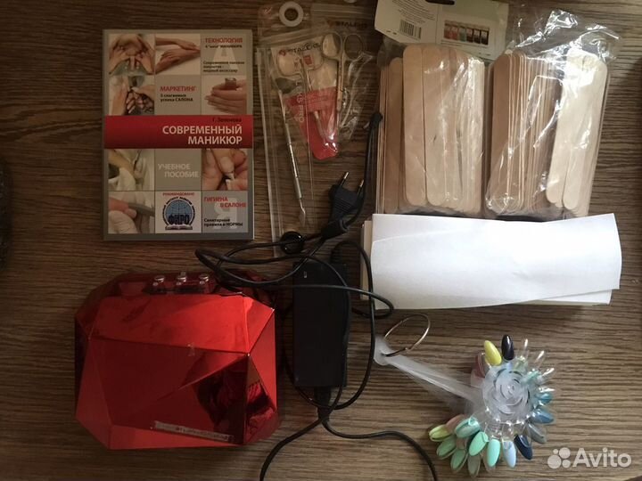 Стартовый набор для мастера маникюра