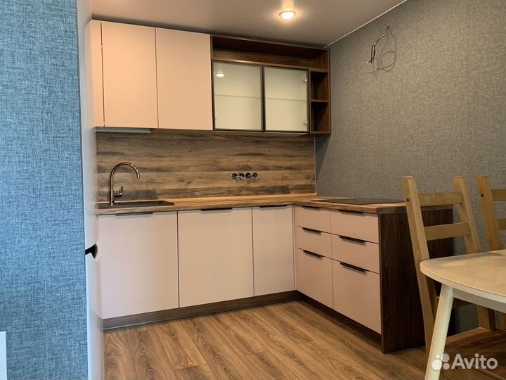 Кухня П-образная (цена за весь гарнитур) ксп:31410