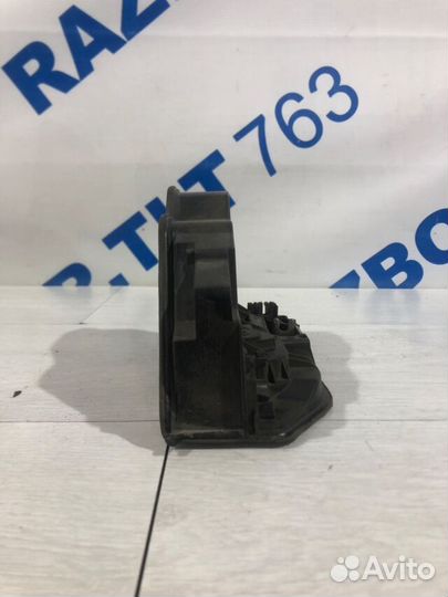 Замок двери задний правый BMW X3 e83 2.5 ат