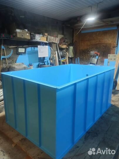 Бассейн чаша