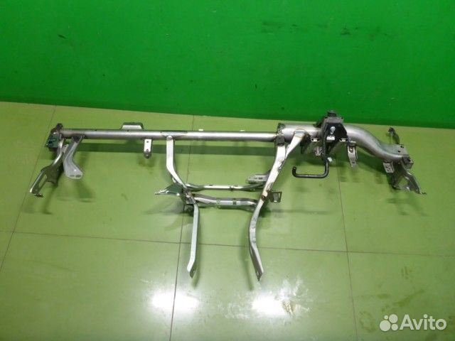 Усилитель торпедо Skoda Karoq с 2017г