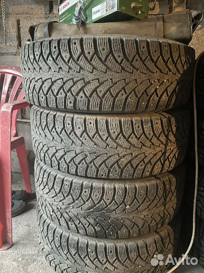 Nordman Nordman 4 215/60 R16 99