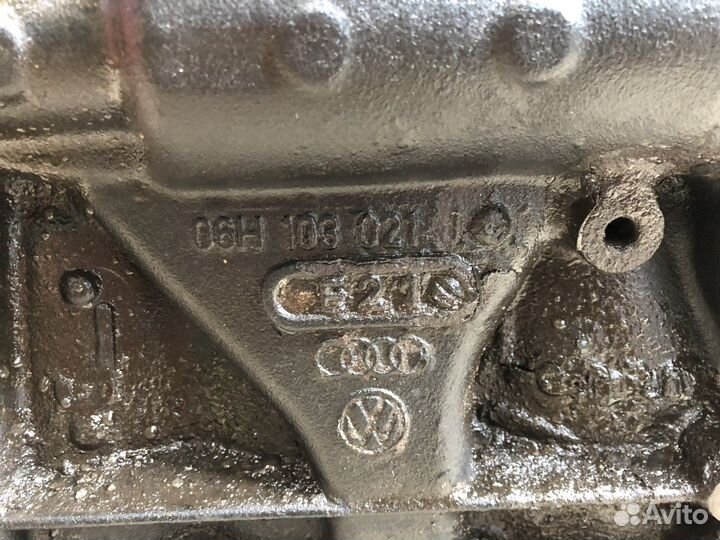 Блок двигателя стандарт Volkswagen 06H103021J BZB