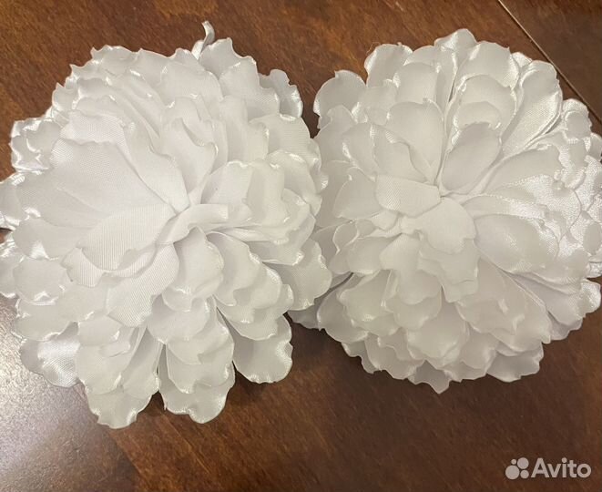 Банты белые