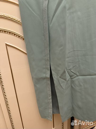 Новое Вечернее платье миди 42 44