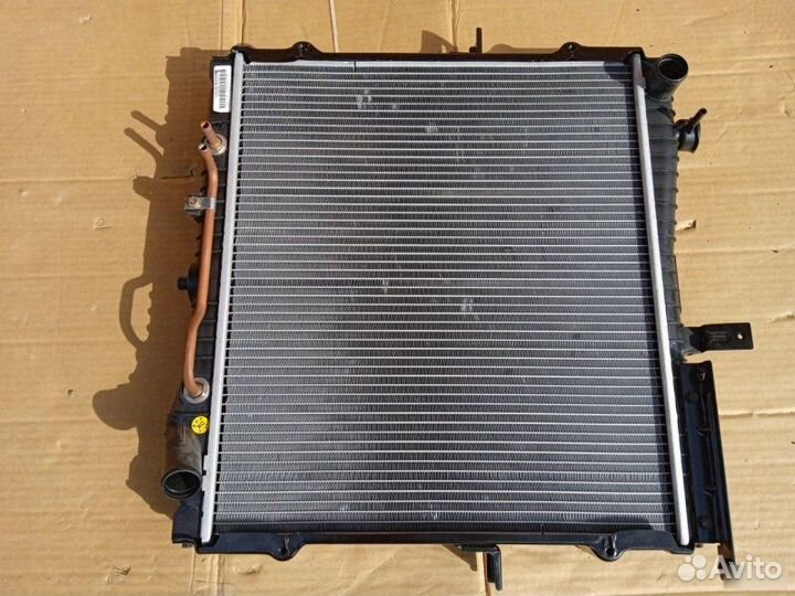 Радиатор охлаждения Kia Sportage 2.0 1993-2006