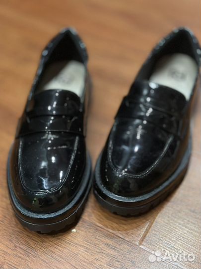 Лоферы женские 37 размер