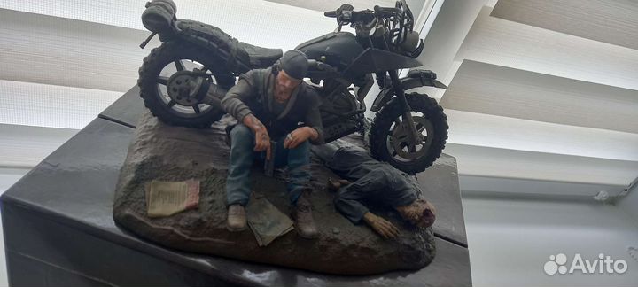 Коллекционная фигурка 