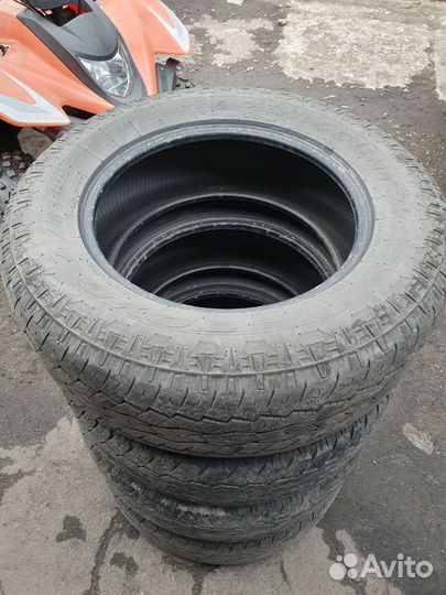 Toyo Open Country A/T 245/65 R17
