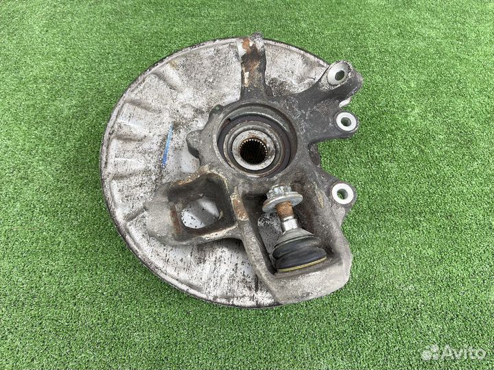 Кулак задний левый Mercedes W166 X166 C292