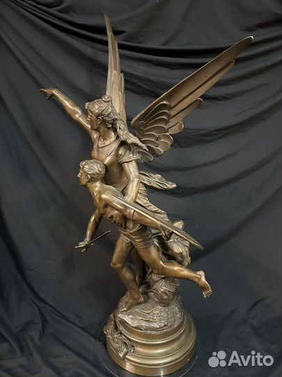 Антикварная бронзовая скульптура. Edouard drouot