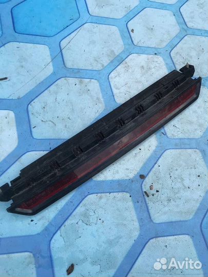 Фонарь задний (стоп сигнал ) 3B9945097A